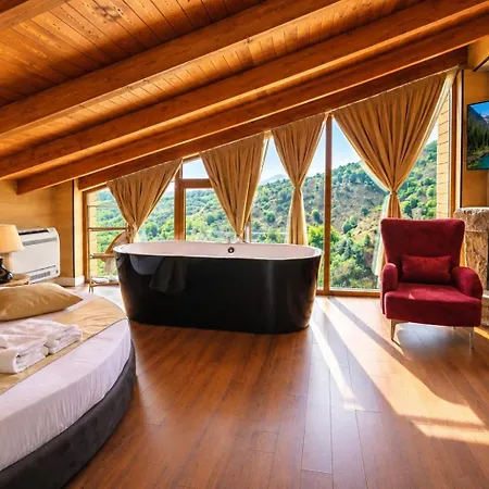 Bujtina Ajazi Guest house Golem (Tirana)