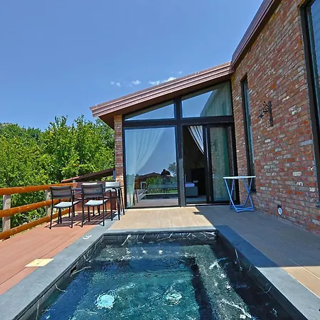 Guest house Bujtina Ajazi