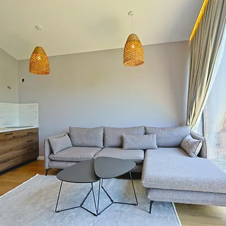 Guest house Bujtina Ajazi 3*