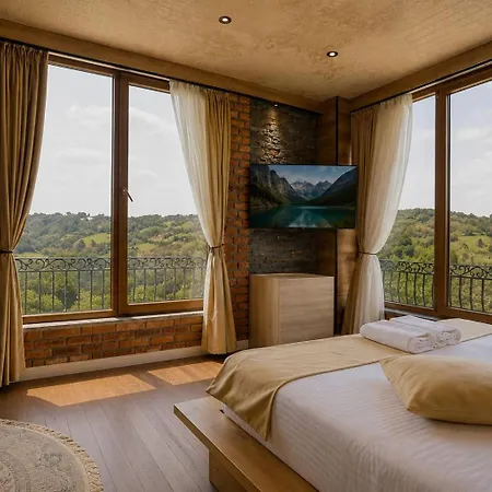 Bujtina Ajazi Guest house Golem (Tirana)