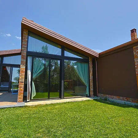 Guest house Bujtina Ajazi