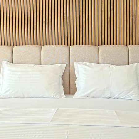 Guest house Bujtina Ajazi Golem (Tirana)