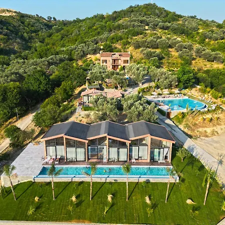 Bujtina Ajazi Guest house 3*