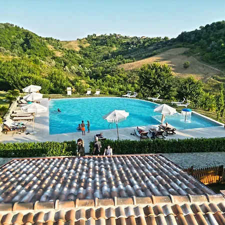 Bujtina Ajazi Guest house 3*