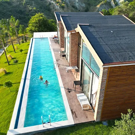 Bujtina Ajazi Guest house Golem (Tirana)